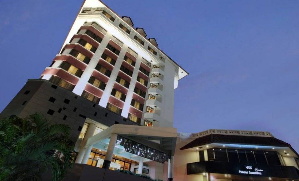 Hotel Santika Premiere Semarang Buitenkant foto