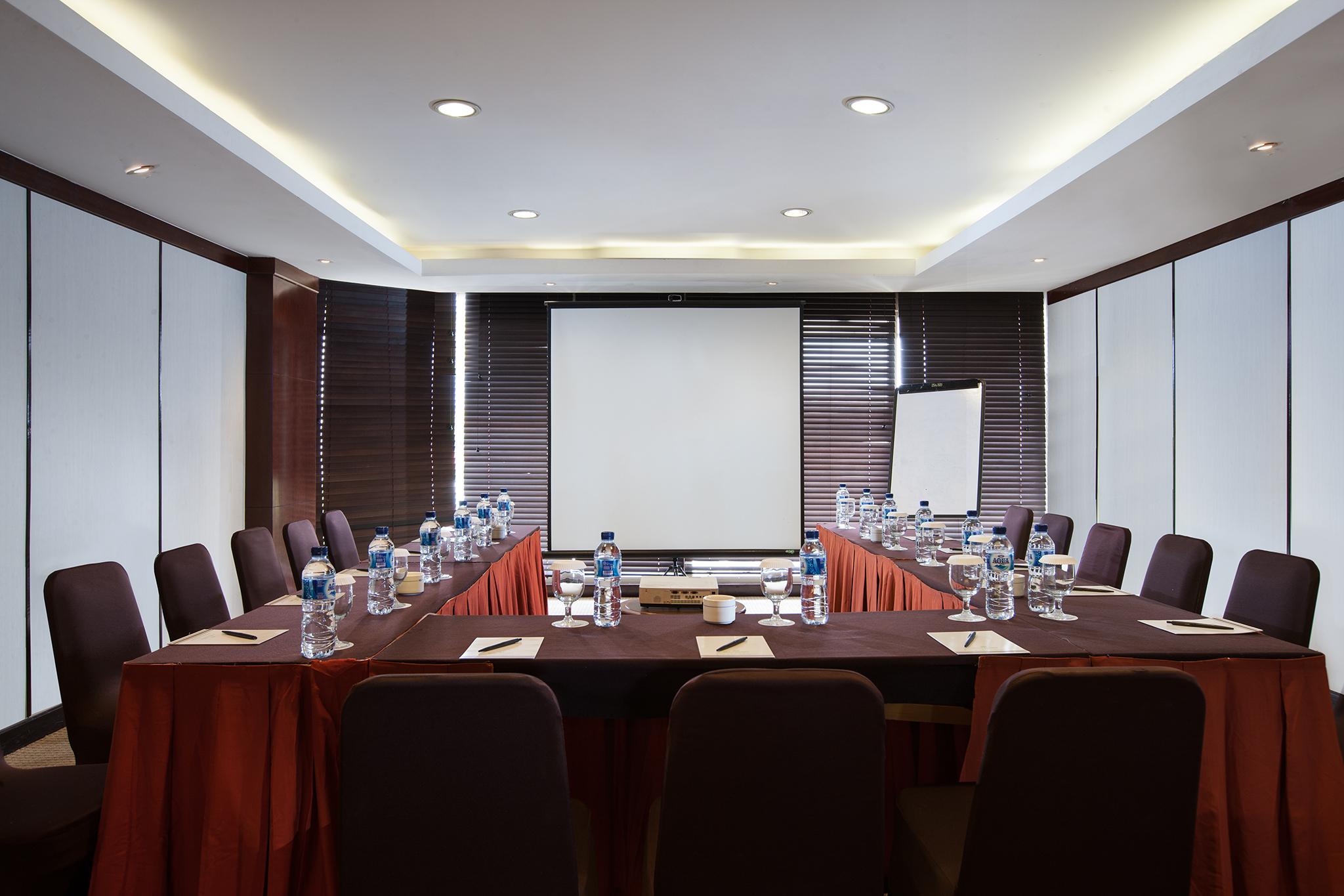 Hotel Santika Premiere Semarang Buitenkant foto